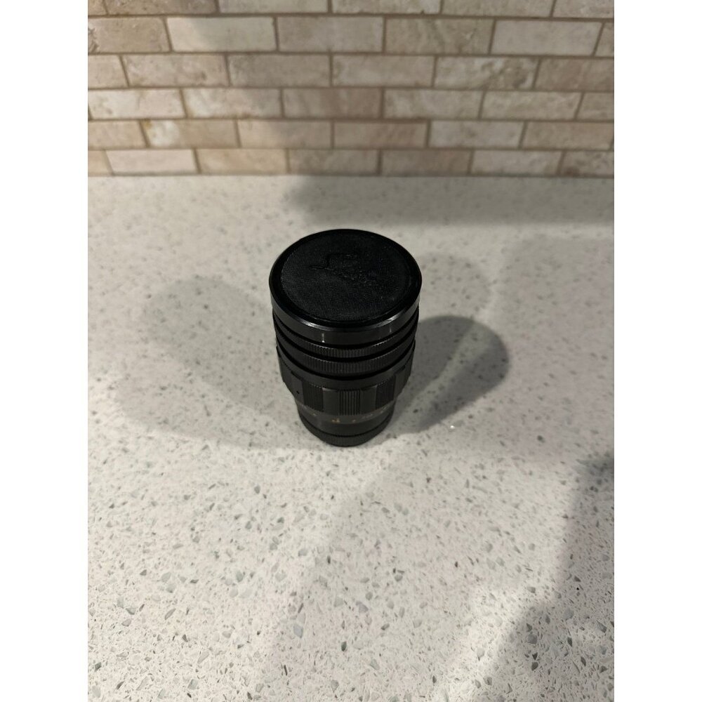 vintage soligor lens F=135mm 1:2.8 screw on mount pentax no.T25518